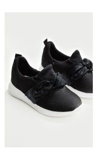 Tenis